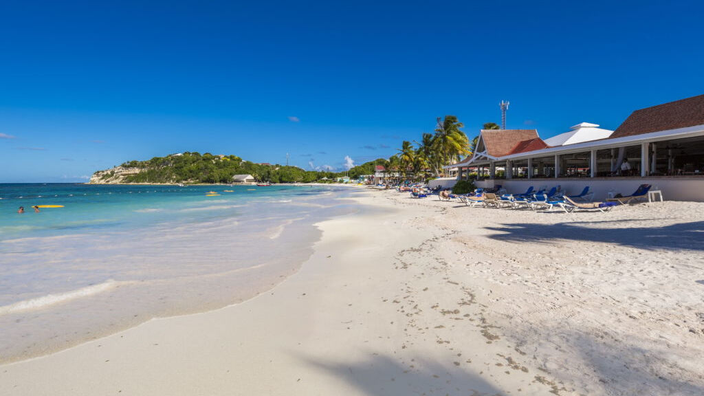 Pineapple Beach Club (Adults Only)