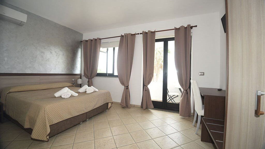 Villaggio Pineta Petto Bianco