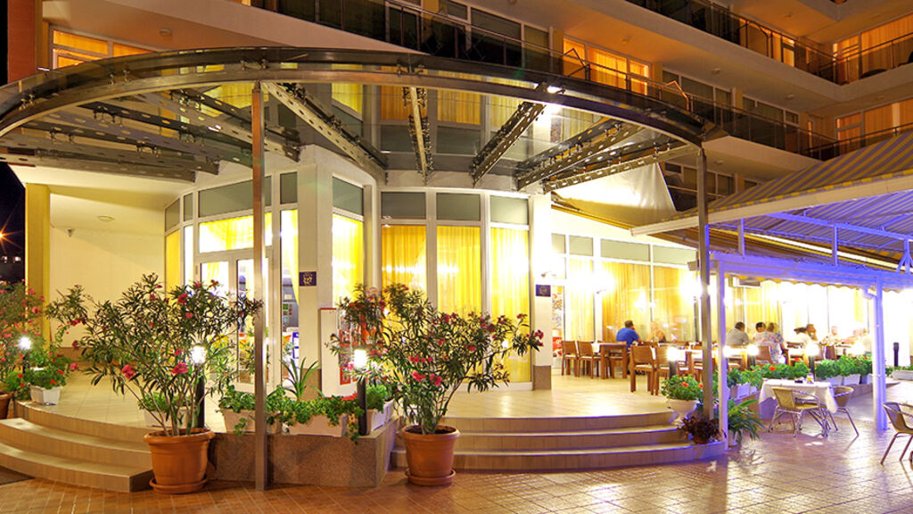 Plamena Palace