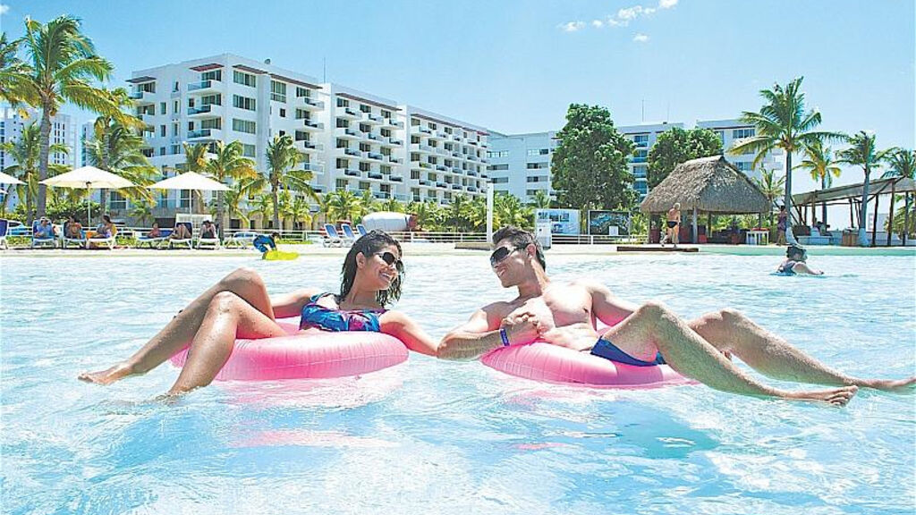 Playa Blanca Beach Resort