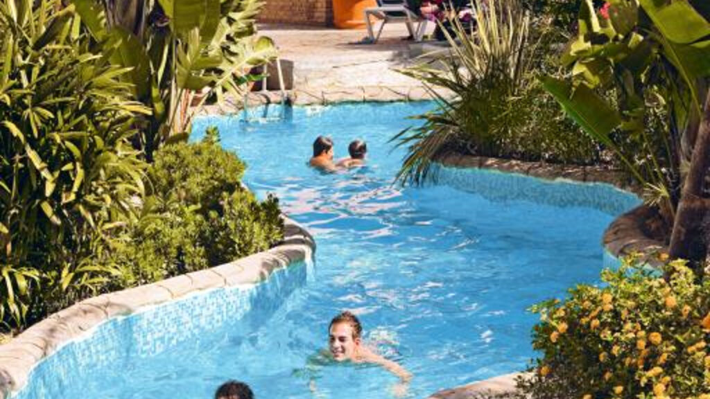 Playacalida SPA
