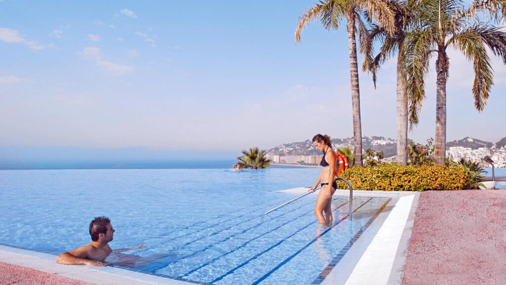 Playacalida SPA