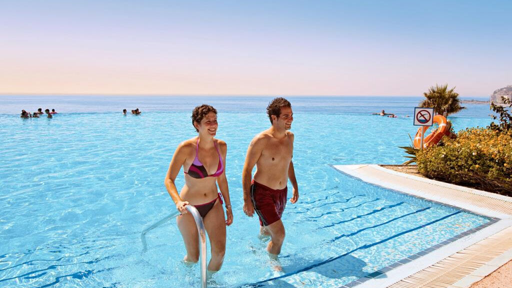 Playacalida SPA