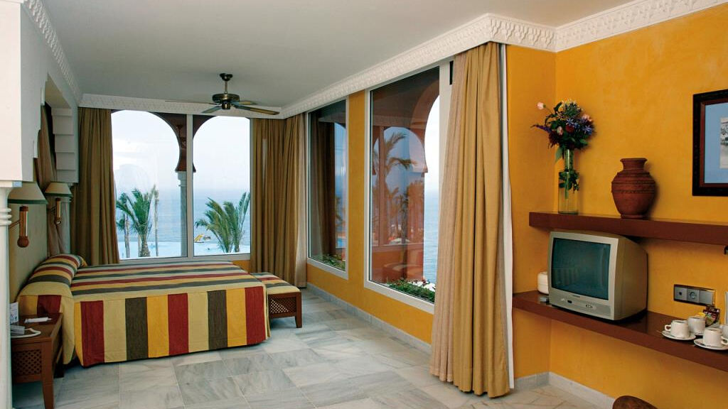 Playacalida SPA