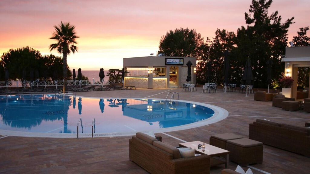 Pomegranate Wellness Spa Hotel