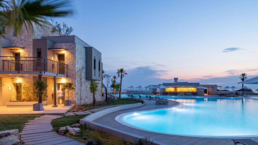 Portes Lithos Luxury Resort