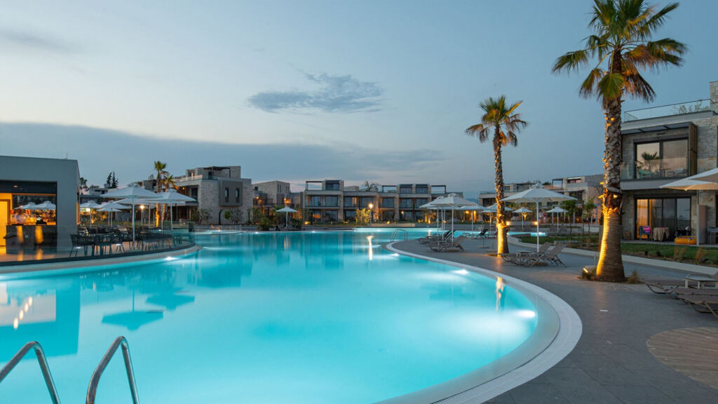 Portes Lithos Luxury Resort