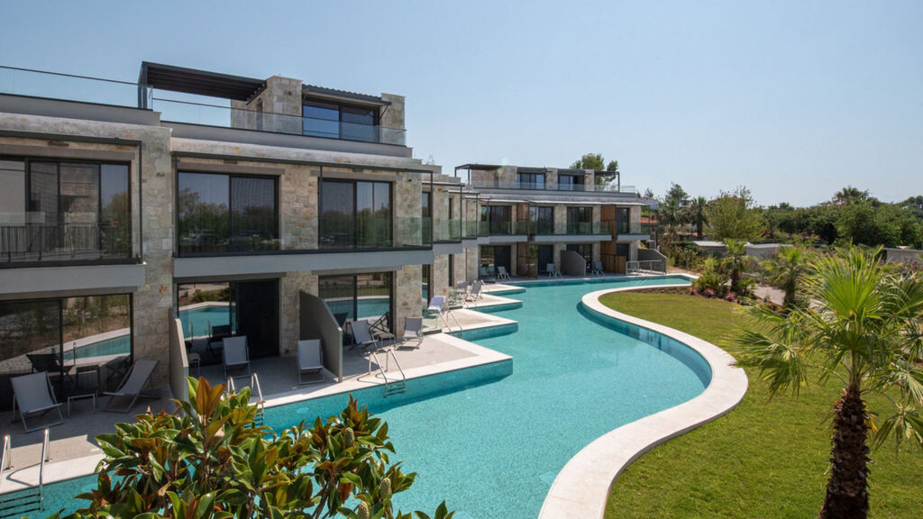 Portes Lithos Luxury Resort