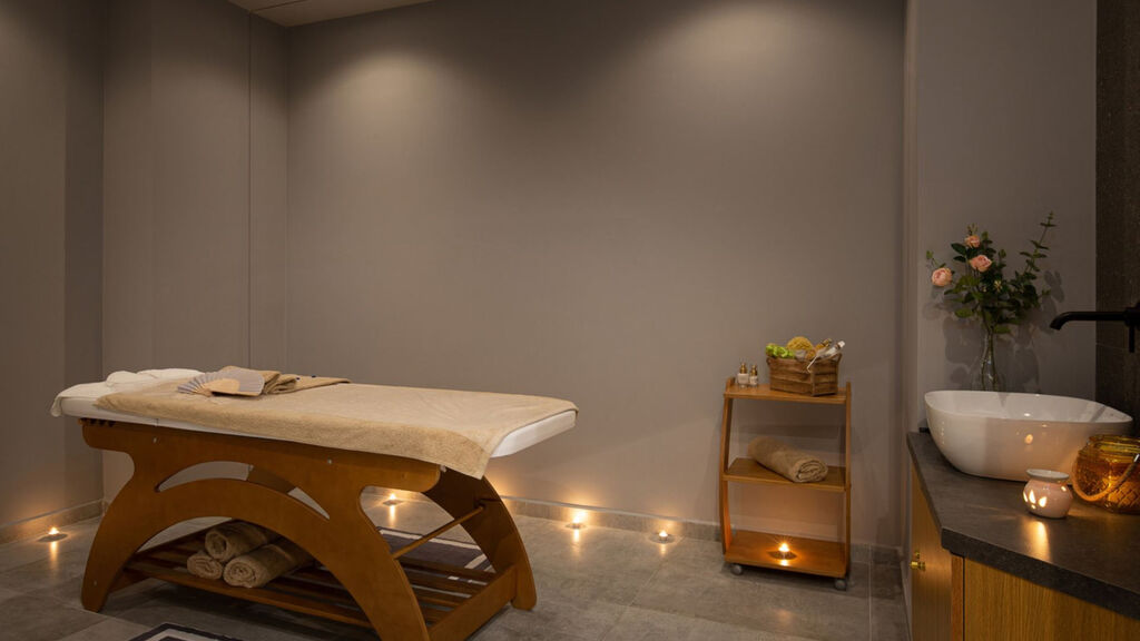 Portes Lithos Luxury Resort