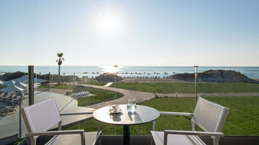 Portes Lithos Luxury Resort