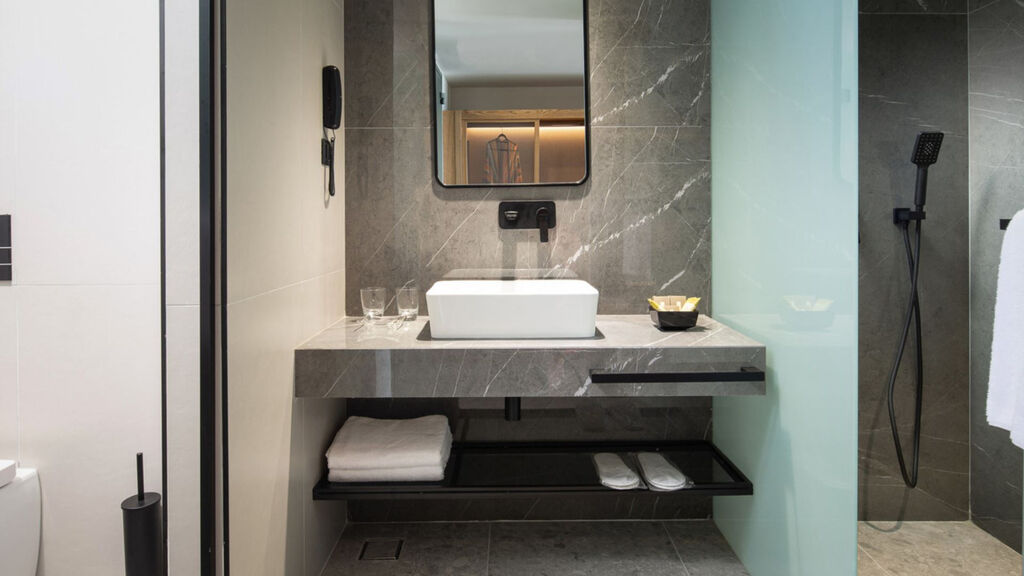 Portes Lithos Luxury Resort