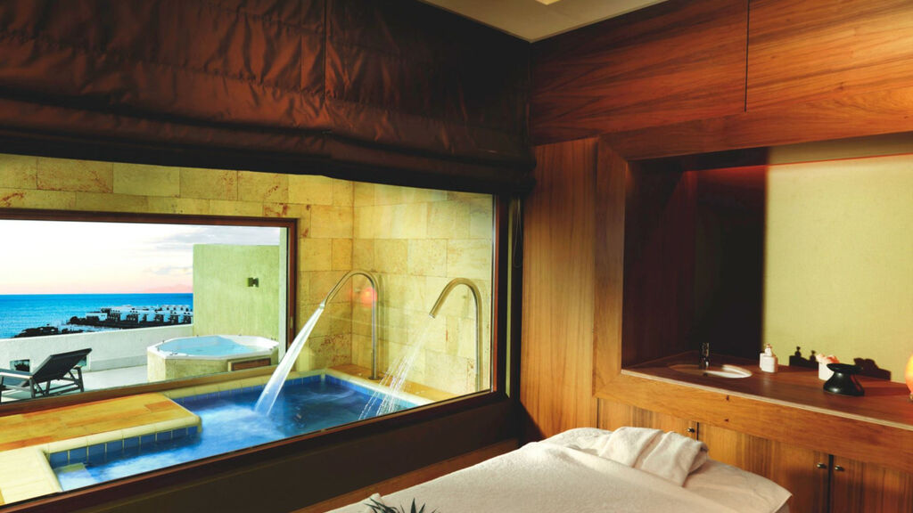 Porto Elounda Golf & Spa Resort