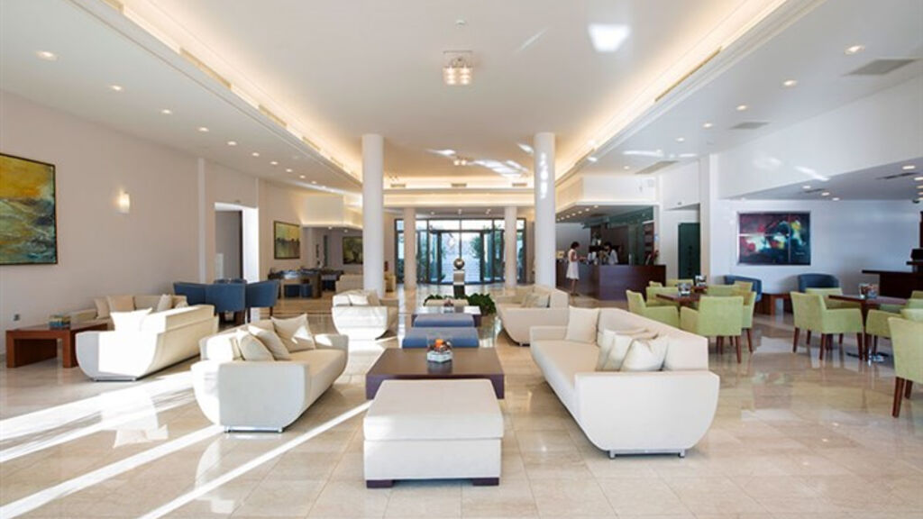 Porto Galini Seaside Resort & Spa