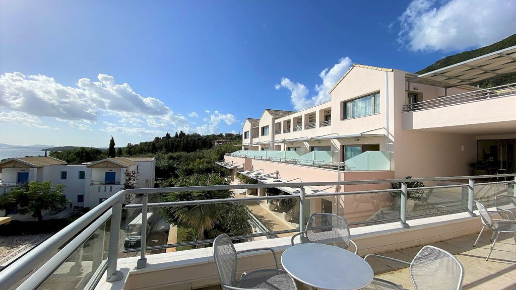 Porto Galini Seaside Resort & Spa