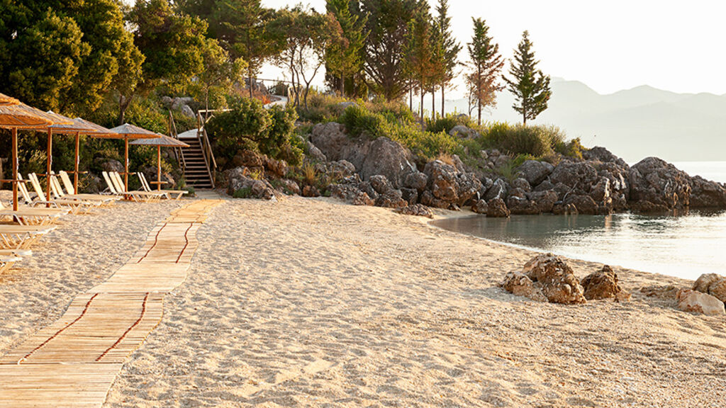 Porto Galini Seaside Resort & Spa