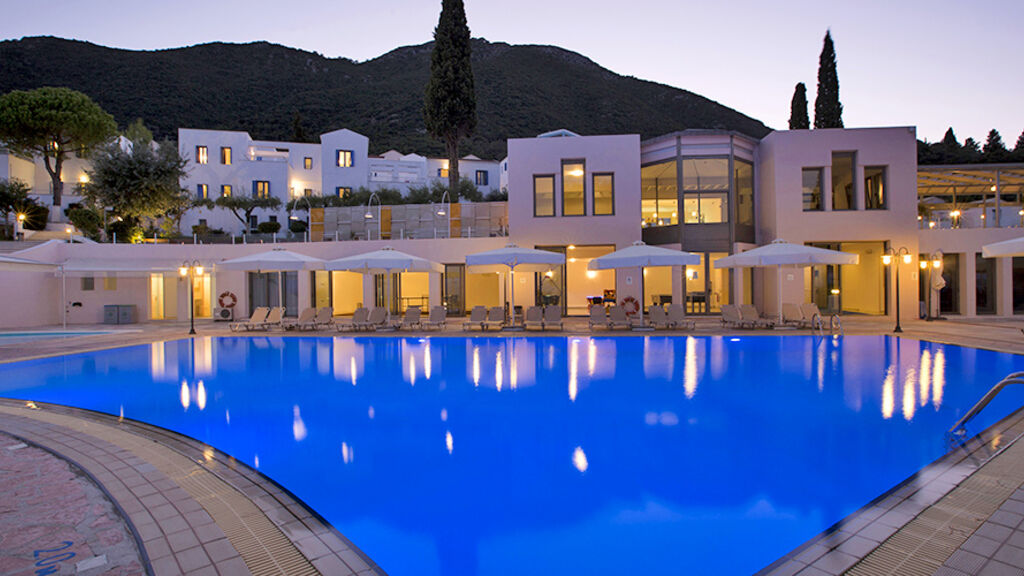 Porto Galini Seaside Resort & Spa