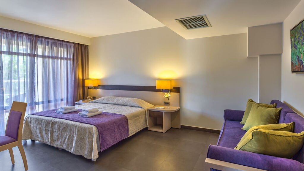 Porto Platanias Beach Resort & Spa