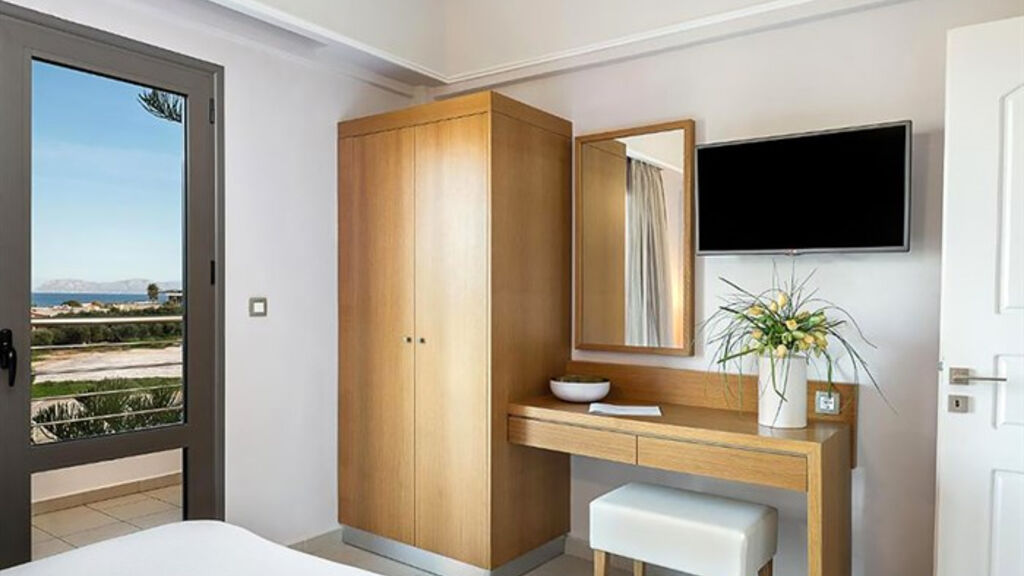 Porto Platanias Village Resort