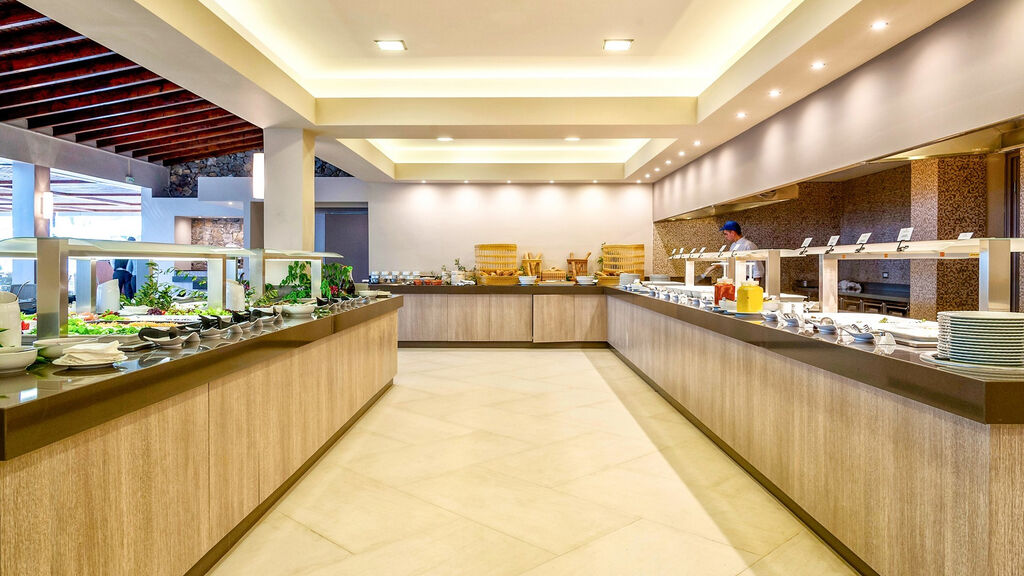 Porto Platanias Village Resort