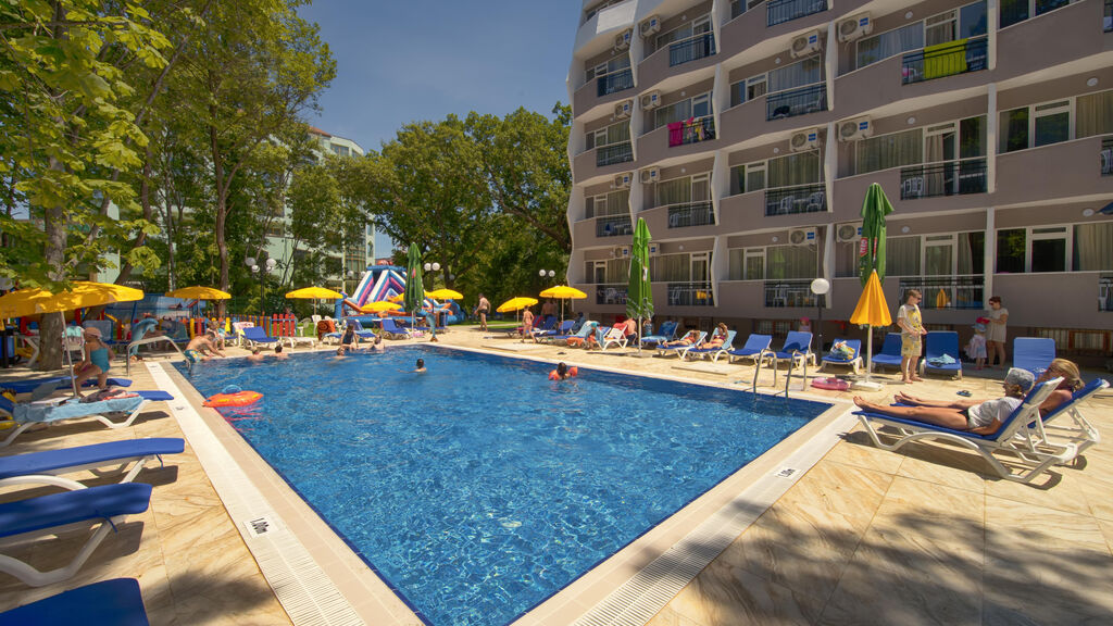 Prestige Deluxe Aquapark Club