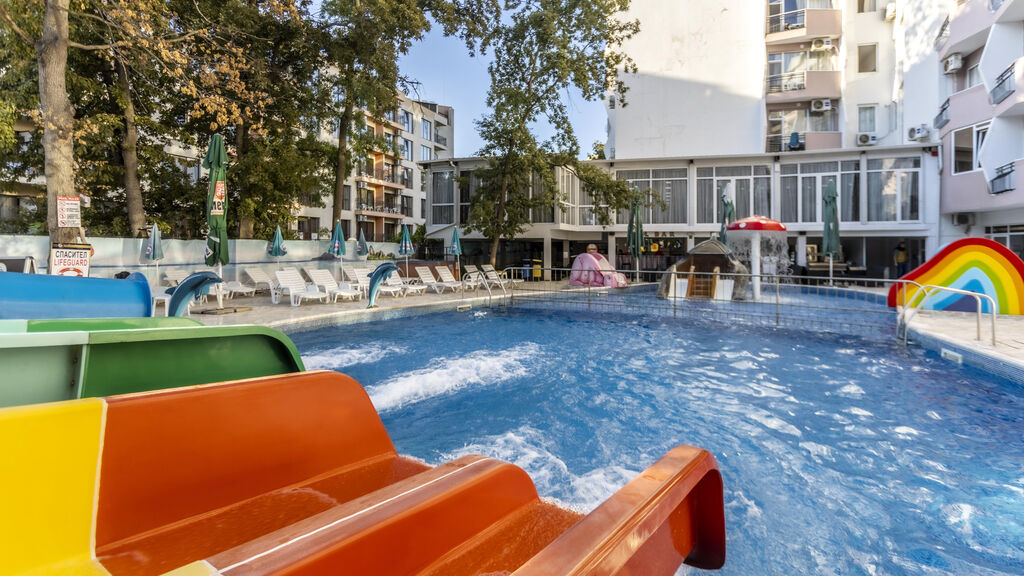 Prestige Deluxe Aquapark Club