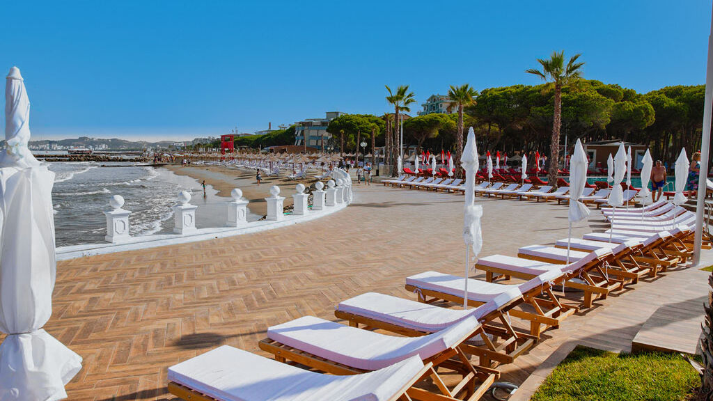 Prestige Resort