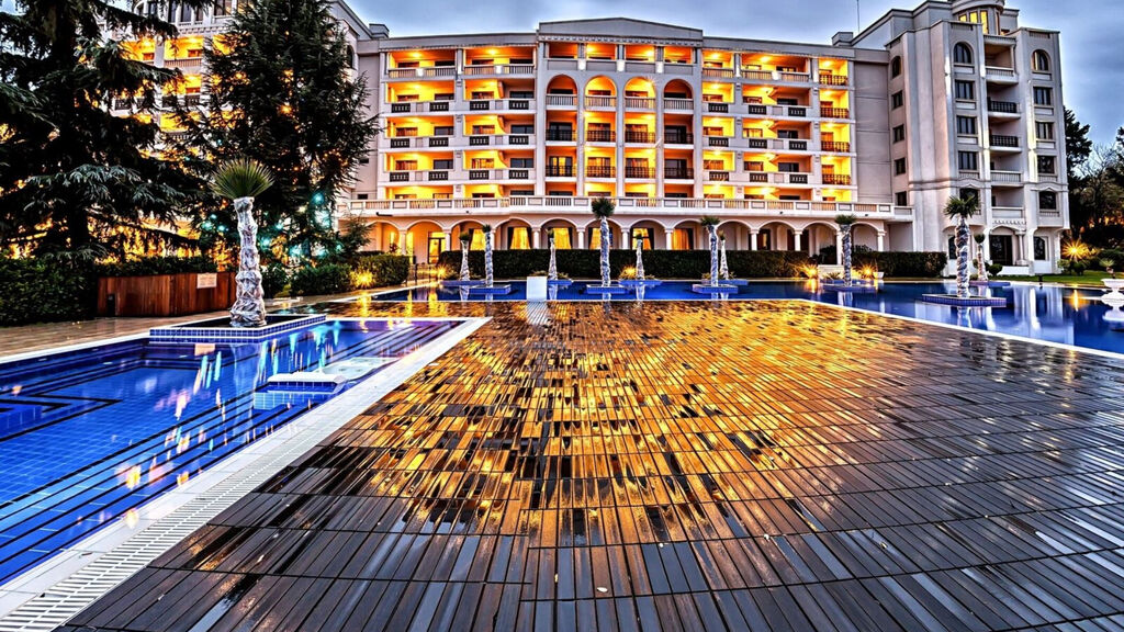 Grand Hotel & Spa Primoretz