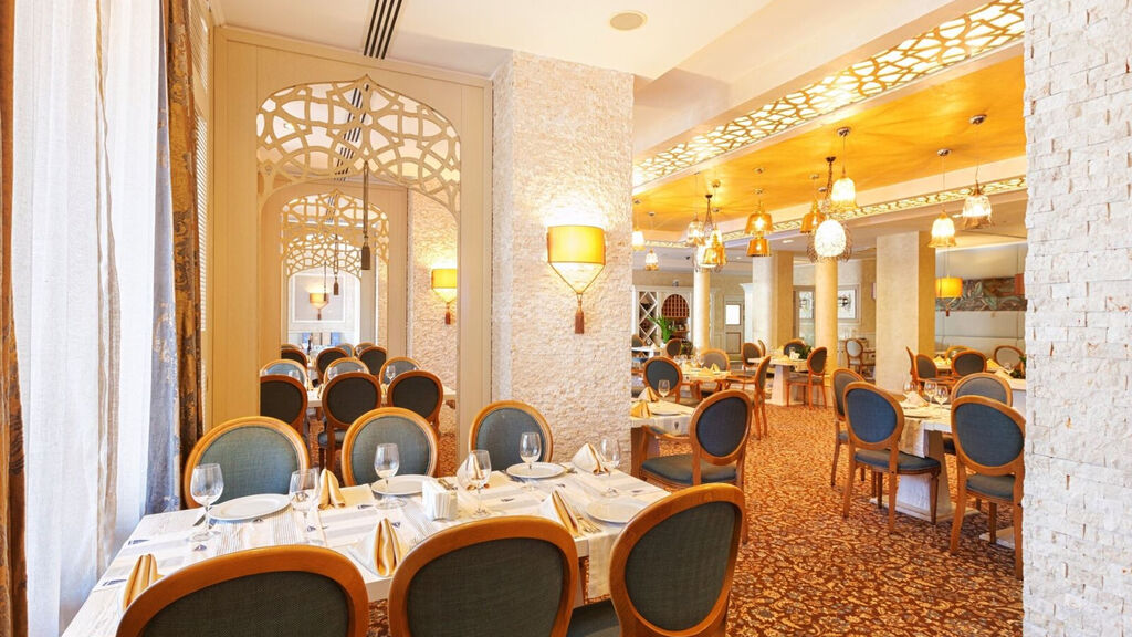 Grand Hotel & Spa Primoretz