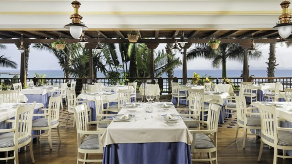 Princesa Yaiza Suite Resort