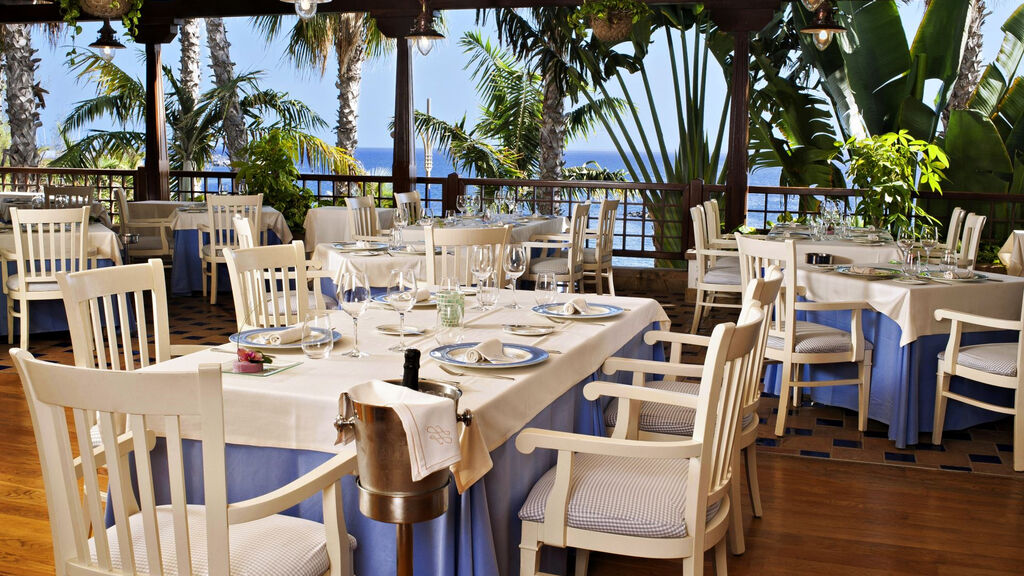 Princesa Yaiza Suite Hotel Resort