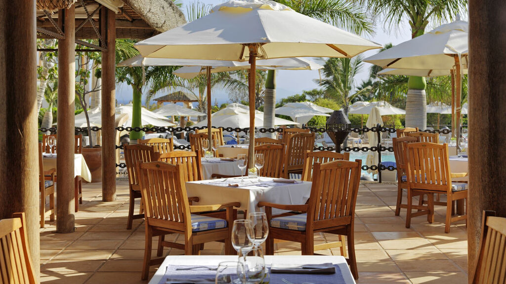 Princesa Yaiza Suite Hotel Resort