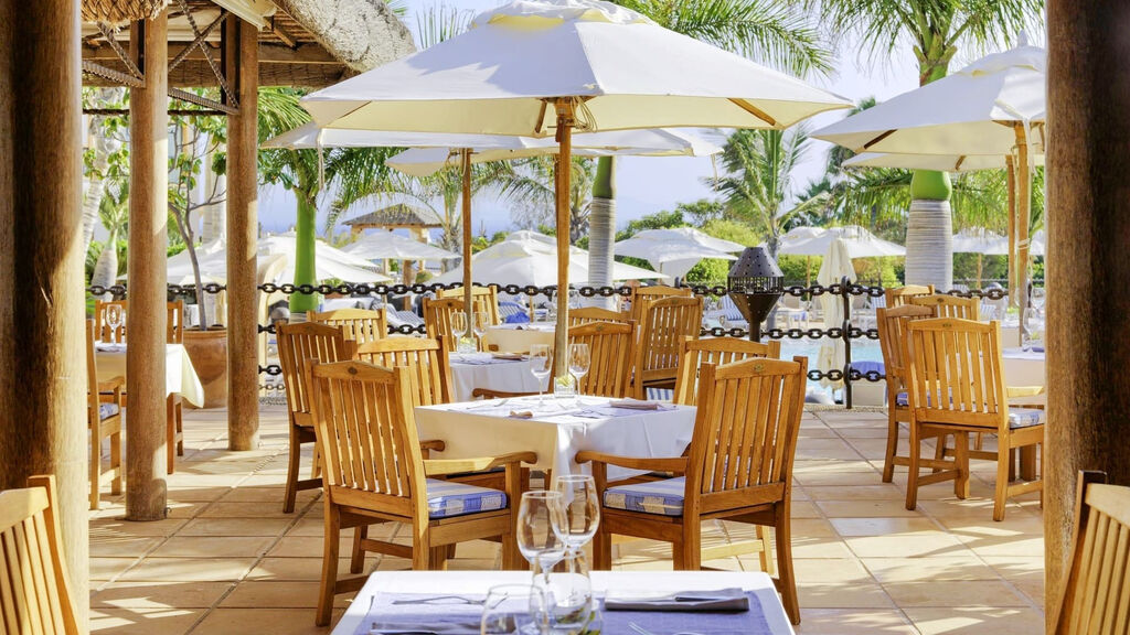 Princesa Yaiza Suite Resort