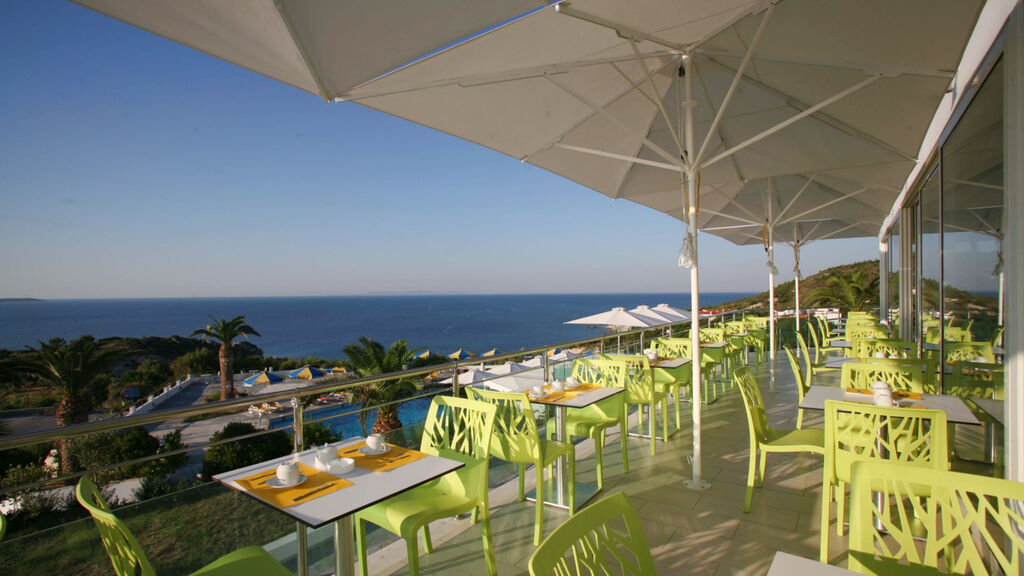 Princessa Riviera Resort