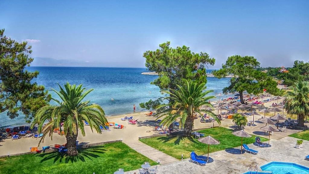 Rachoni Bay