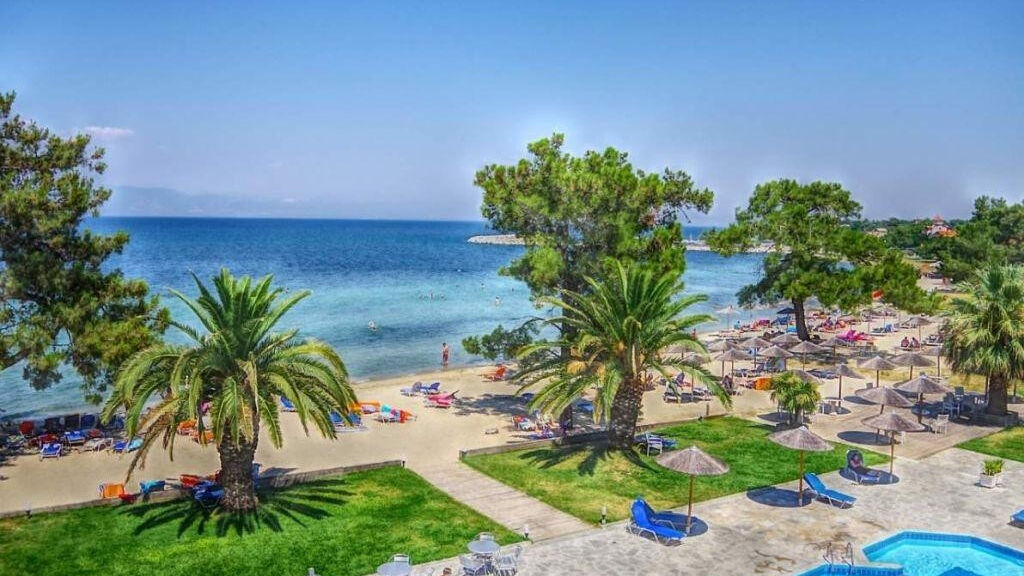 Rachoni Bay