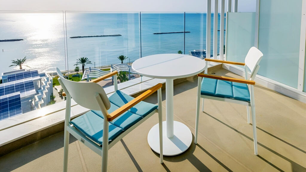 Radisson Beach Resort Larnaca