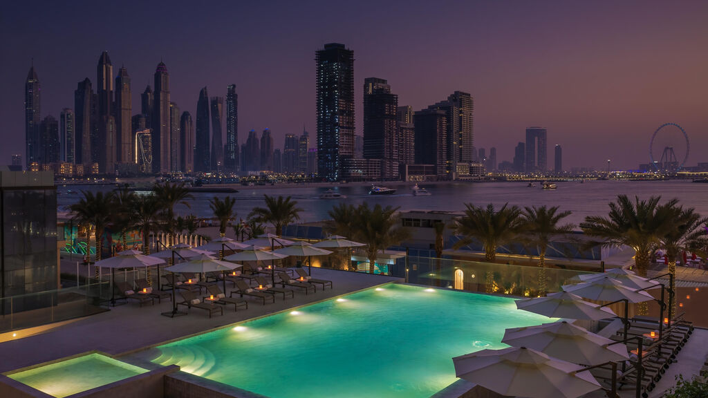 Radisson Beach Resort Palm Jumeirah