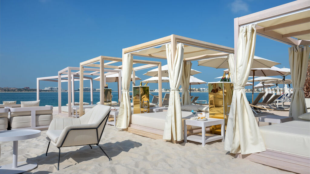 Radisson Beach Resort Palm Jumeirah
