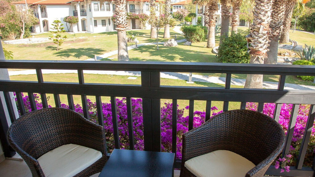 Radisson Beach Resort Palm Jumeirah