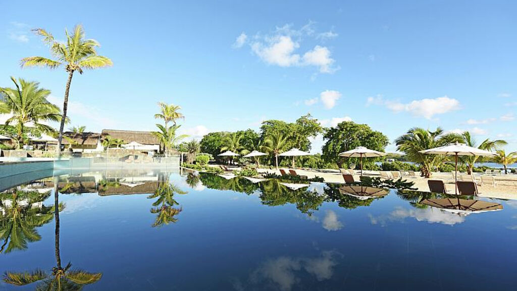 Radisson Blu Azuri Resort & Spa