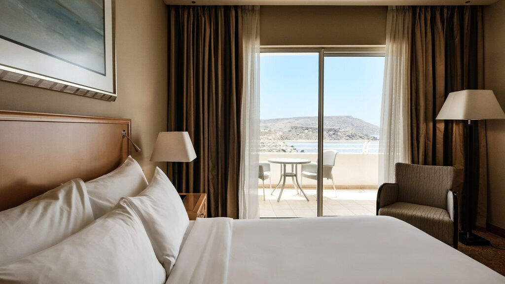 Radisson Blu Golden Sands