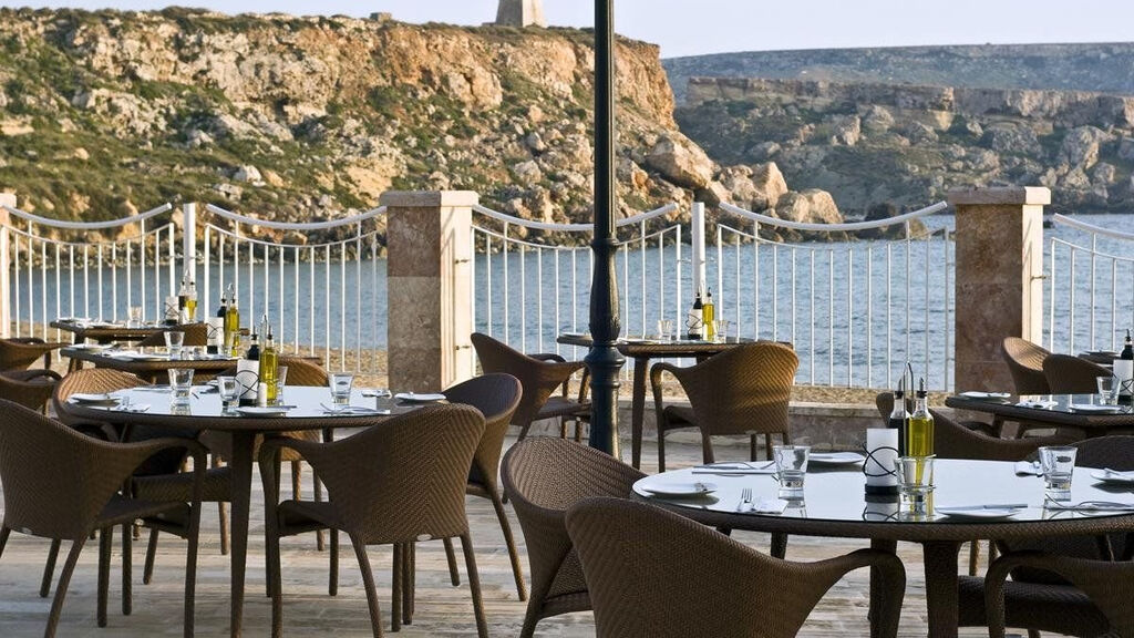 Radisson Blu Golden Sands