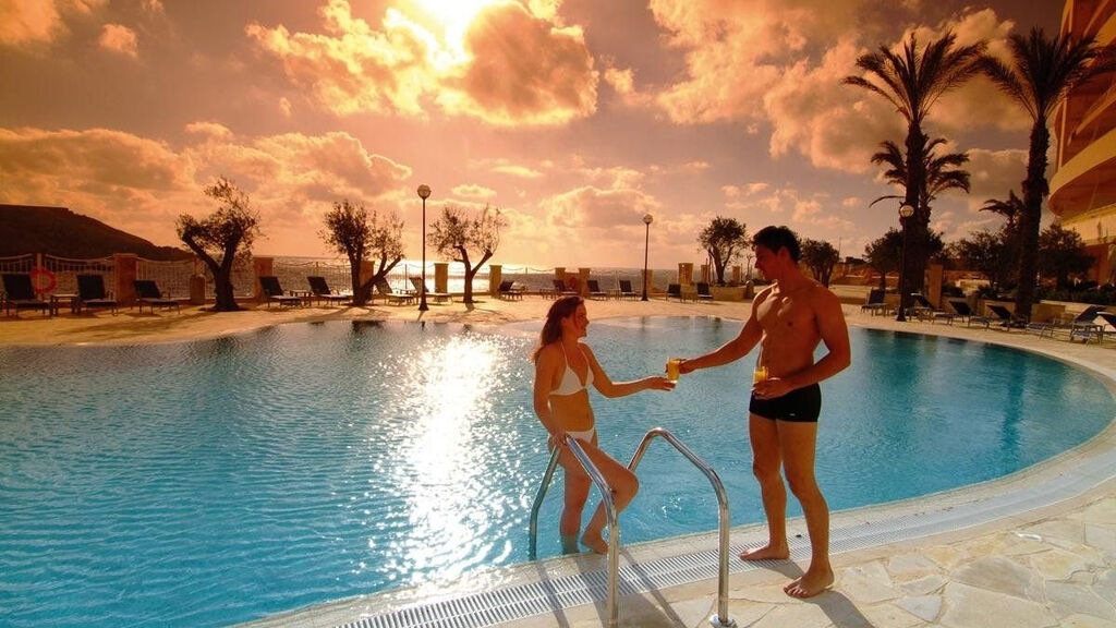 Radisson Blu Golden Sands