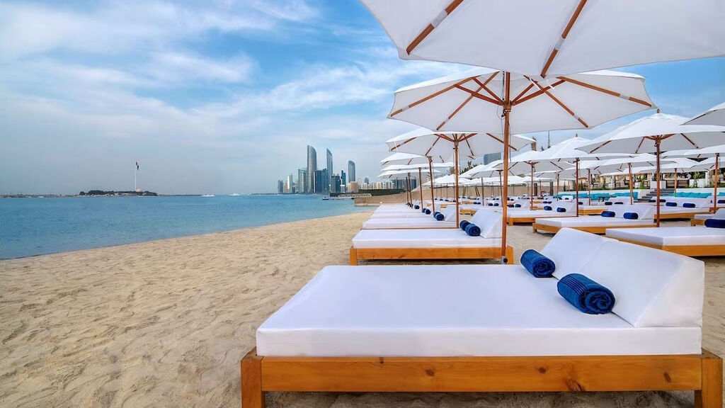 Radisson Blu Hotel & Resort, Abu Dhabi Corniche