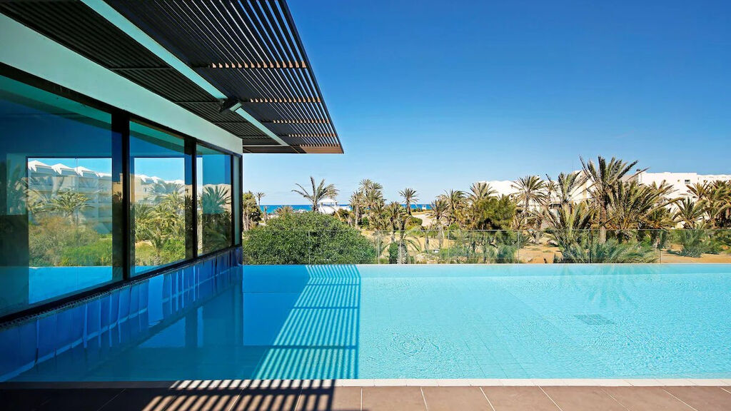 Radisson Blu Palace Resort & Thalasso