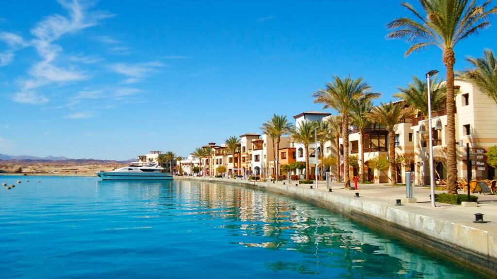 Radisson Marina Resort Port Ghalib