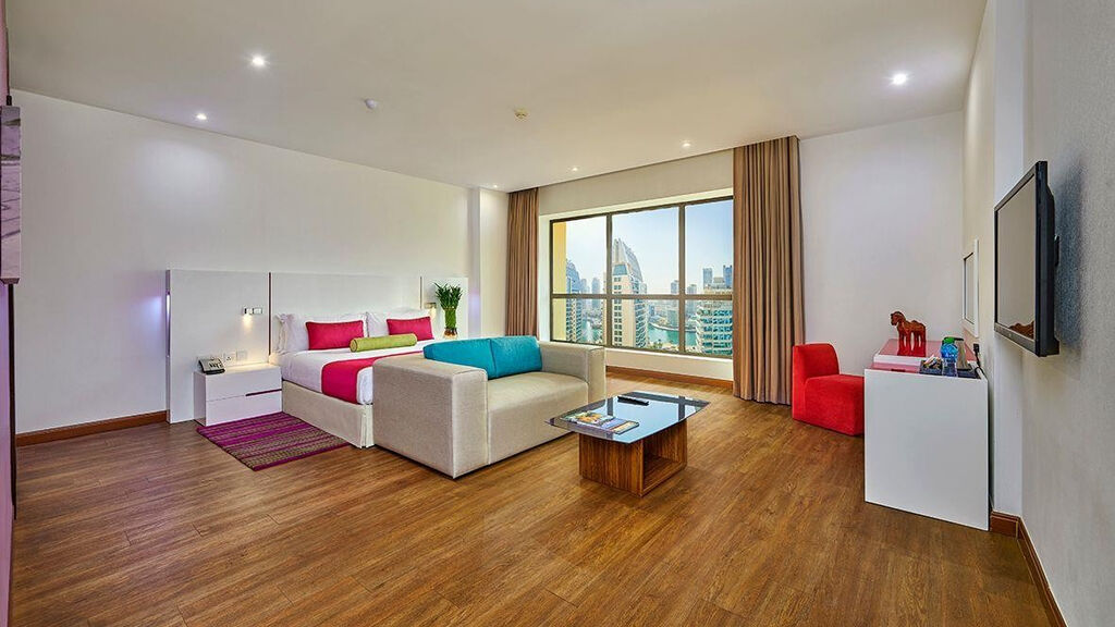 Ramada Hotel & Suites By Wyndham JBR