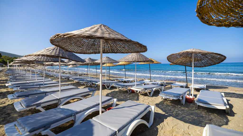 Ramada Hotel & Suites Kusadasi