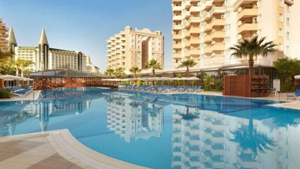 Ramada Resort Lara
