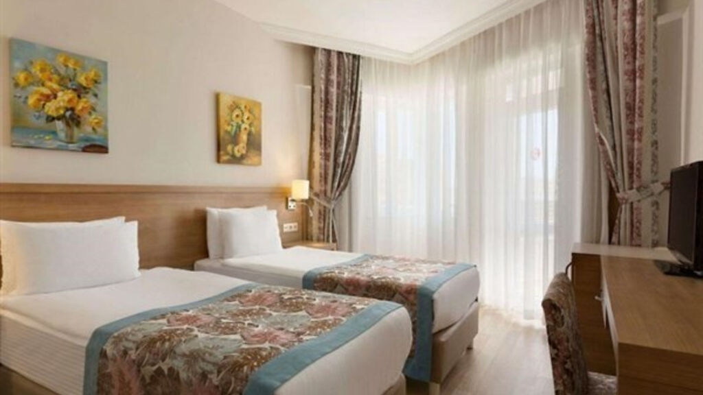 Ramada Resort Lara